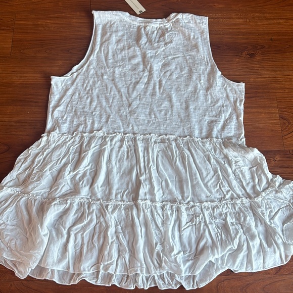 Anthropologie t.la babydoll tiered tunic T-shirt in white - Picture 5 of 5
